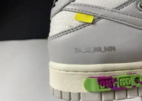Lot Dunk O-W Nike DM1602-114 4 Low 0524